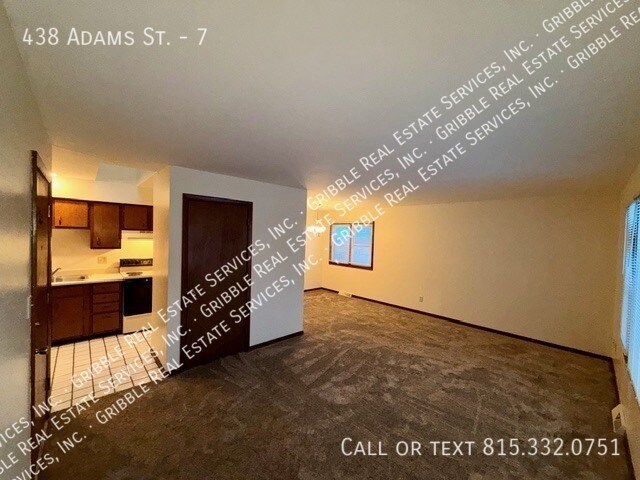 Foto del edificio - 438 Adams St