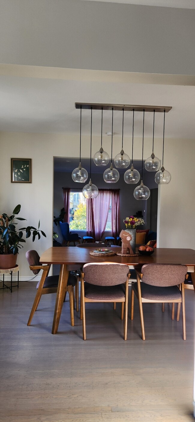 Foto del edificio - 4532 Reinhardt Dr