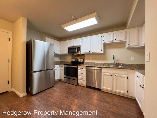Foto del edificio - 2 br, 2.5 bath House - 140 Golden Gate Circle
