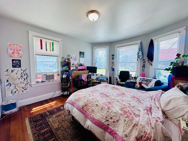 Foto del edificio - 2 Greylock Rd