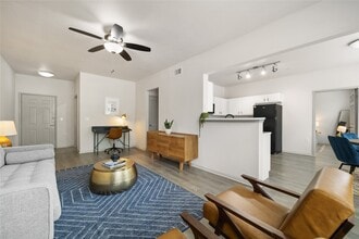 Building Photo - 9494 Humble Westfield Rd