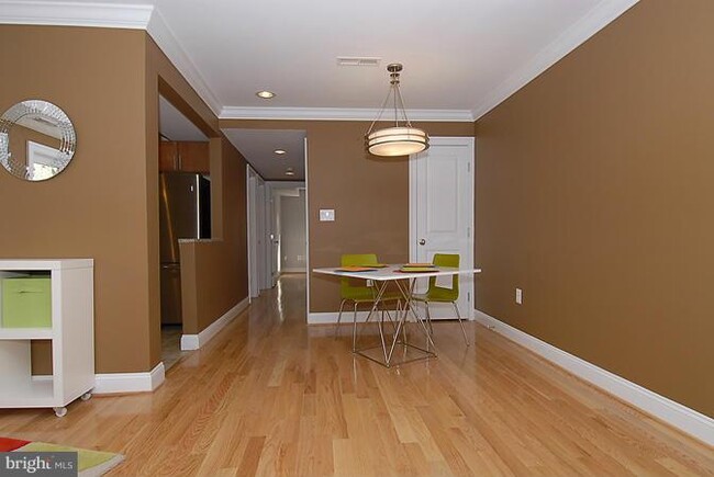 Foto del edificio - 1901 Lincoln Rd NE