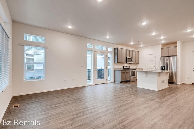 Building Photo - 3 br, 2.5 bath House - 3841 N Himalaya Rd #1