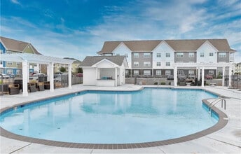 Building Photo - 1725 Dromolin Dr