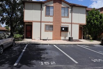 Building Photo - 152 White Fawn Dr