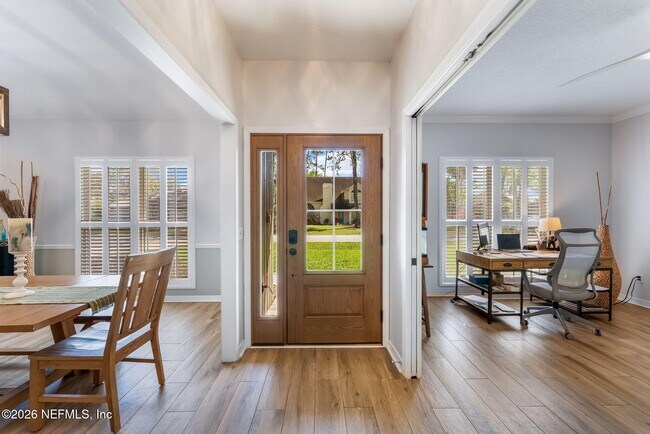 Foto del edificio - 4340 Blue Heron Dr