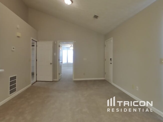 Building Photo - 4265 Tenneyson Ln