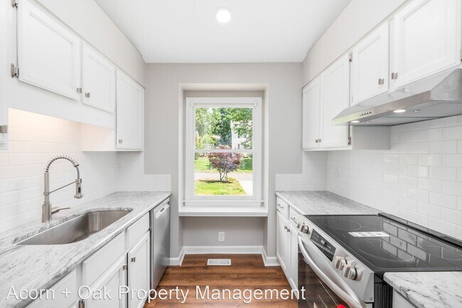 Foto del edificio - 3 br, 2 bath House - 3 Meetinghouse Ln
