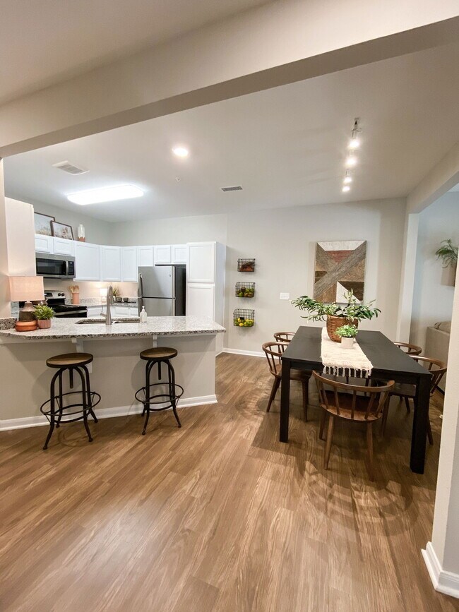 Foto del edificio - 11429 Oak Landing Dr