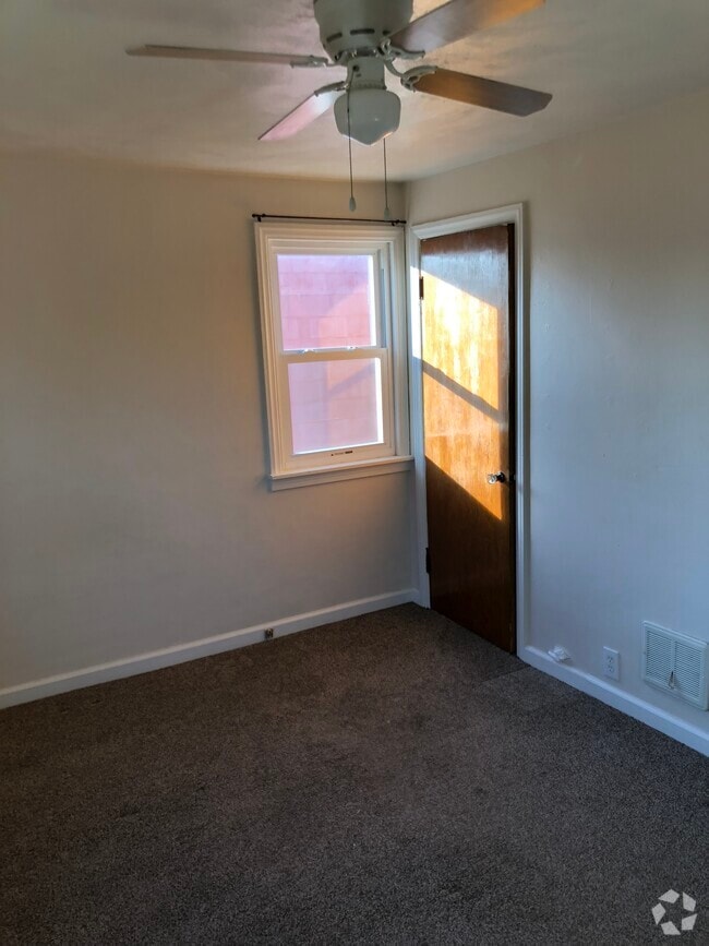 Best Luxury Elmwood North Apartments for Rent Tonawanda, NY 1