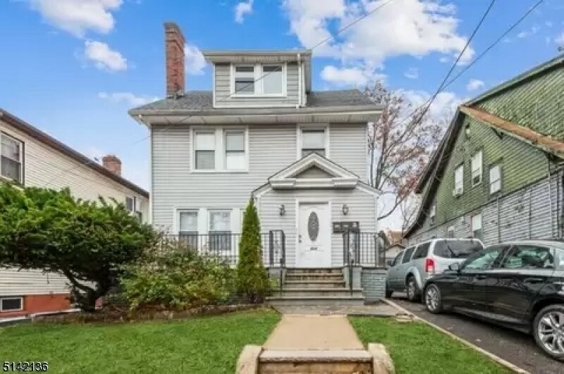 Foto principal - 304 Weequahic Ave