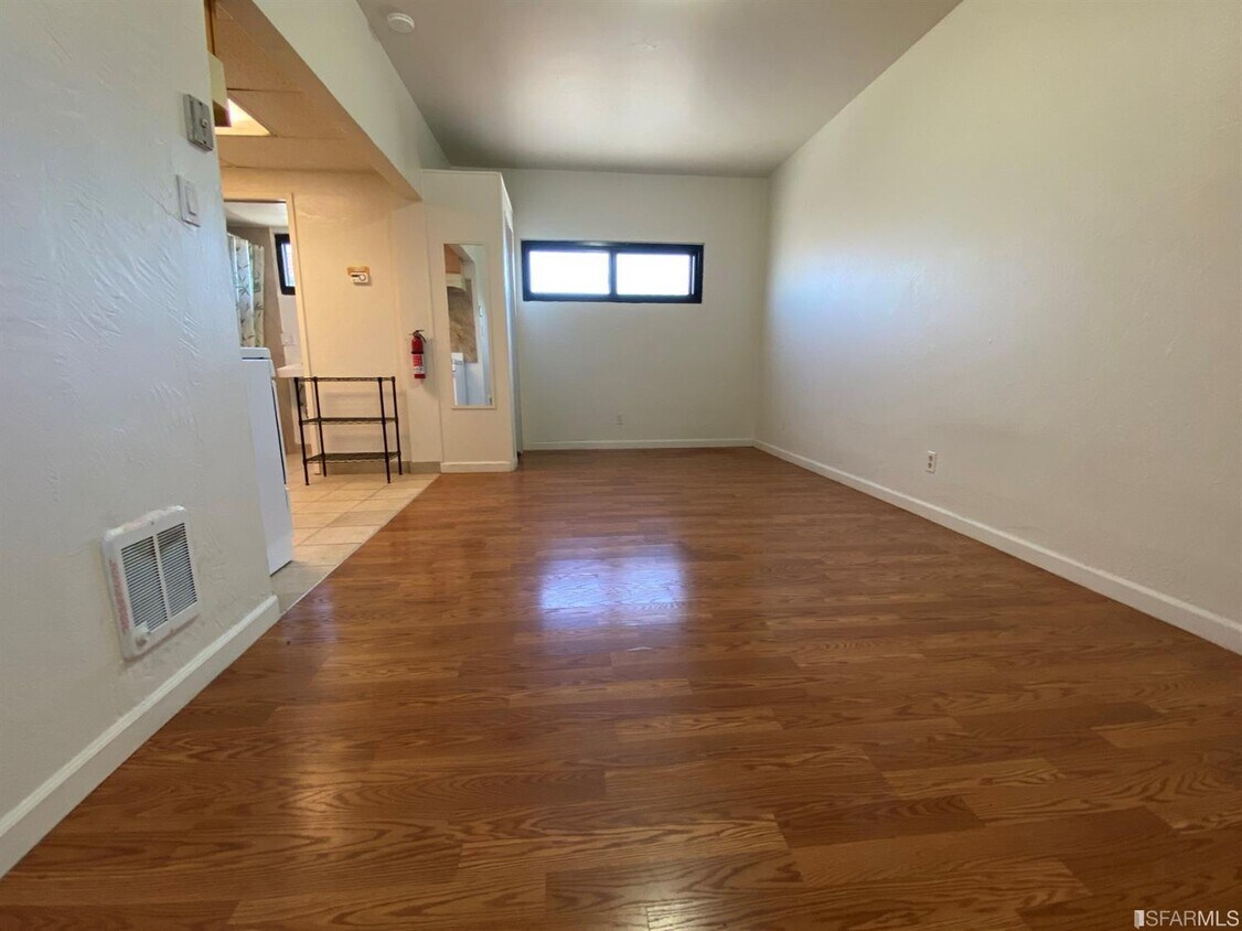 Foto principal - 841 2nd Ave