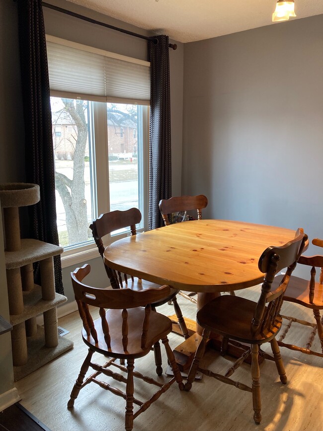 Building Photo - 1203 Afton Dr