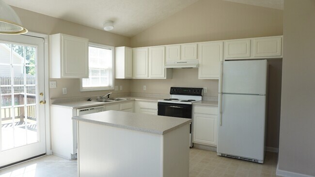 Building Photo - 107 Dolores Ct