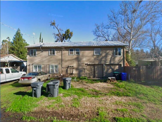 Building Photo - 11638 Andrews St