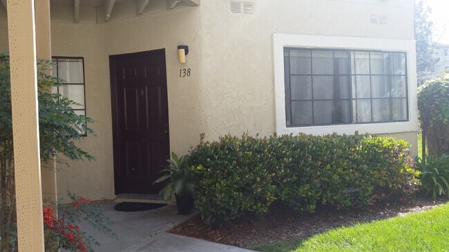 Foto del edificio - Recently Reduced-Vista Way Village One Bedroom Condo for Rent in Oceanside