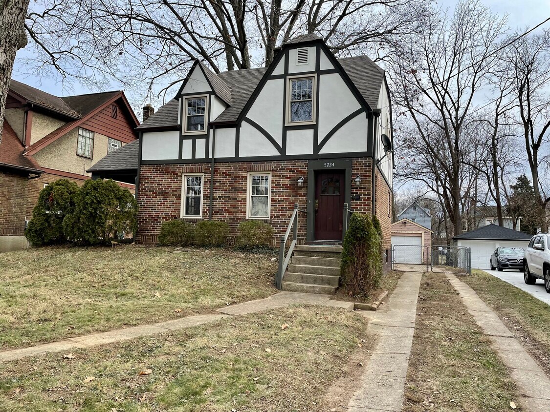 5224 Stewart Ave, Cincinnati, OH 45227 House Rental in Cincinnati, OH