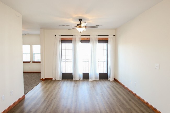 Foto del edificio - HighGrove