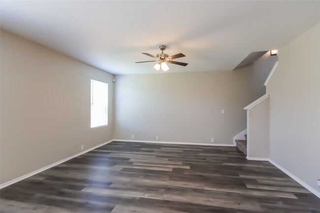 Building Photo - 819 Grand Plains Dr