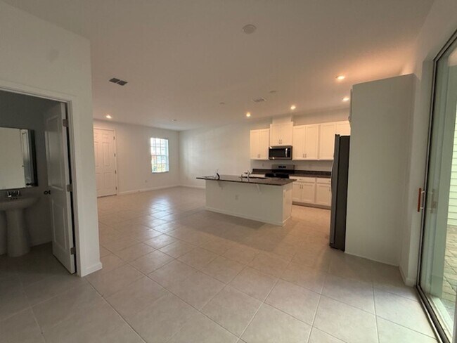 Foto del edificio - Brand new construction 3 Bedroom Town Home in Island Village of Celebration