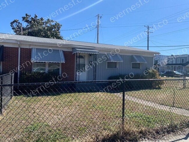 Foto del edificio - 1001 Kinney St