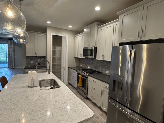 Building Photo - 2980 Sky Blue Cv