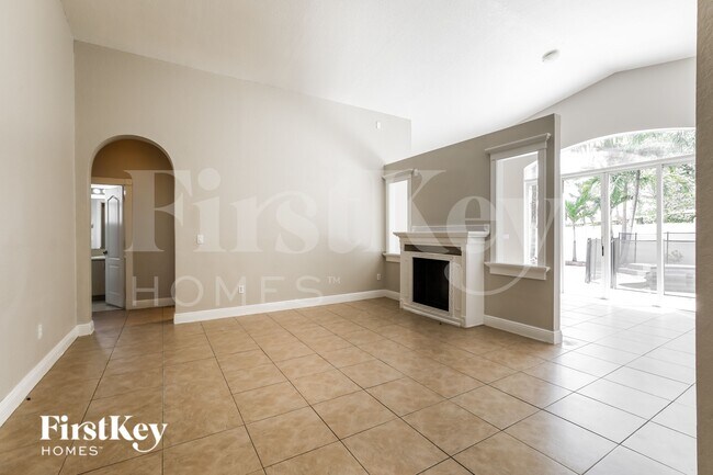Building Photo - 1695 NE 37th Pl