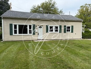 Building Photo - 748 Weston St