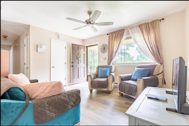 Building Photo - 392 Winchester Rd