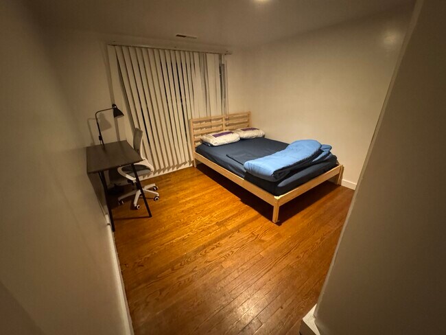 Foto del edificio - 30 Compton St