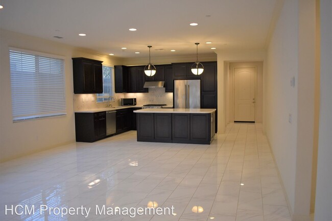 Building Photo - 4 br, 2.5 bath House - 123 Bright Poppy