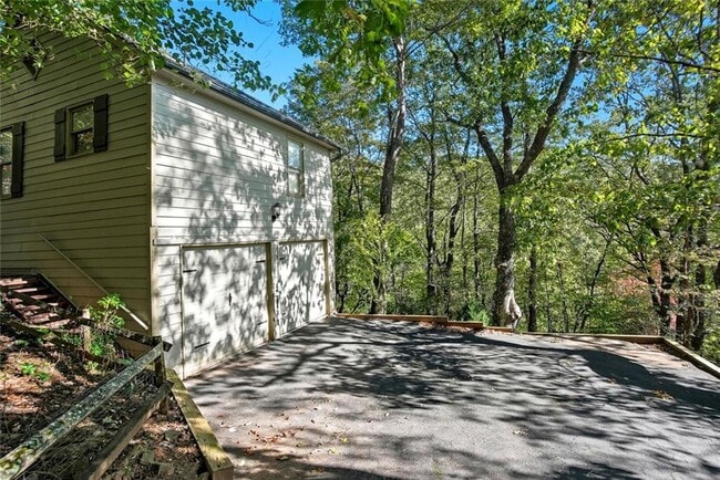 Building Photo - 203 Wild Azalea Cir