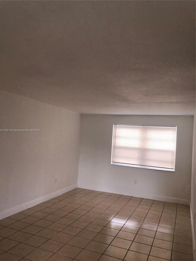 Foto del edificio - 17255 SW 95th Ave