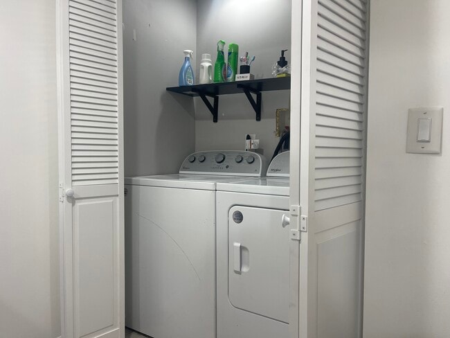 Foto del edificio - 1239 N Cleaver St