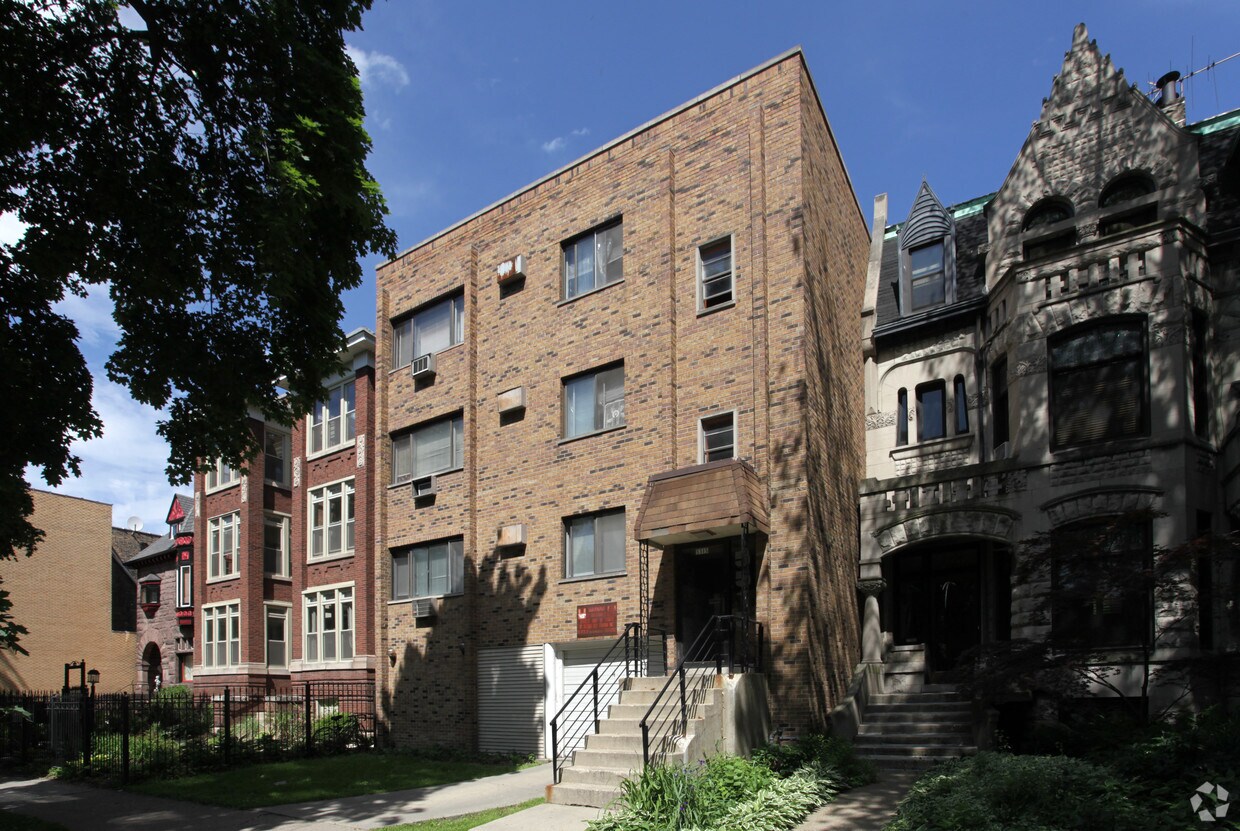 Foto principal - 5515 S Cornell Ave