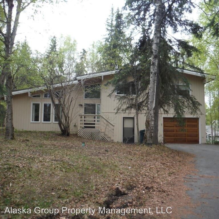 Primary Photo - 3 br, 2 bath House - 4400 Trapline
