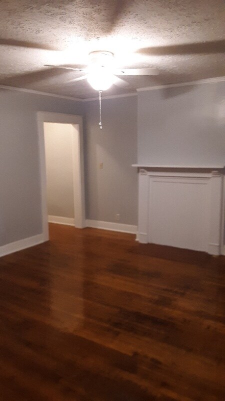 Building Photo - 814 South Street E