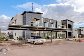 Building Photo - 9160 N 67th Ave