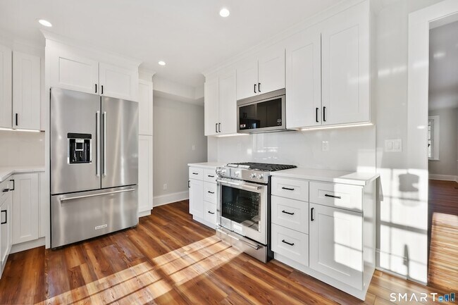 Foto del edificio - 60 Walter Ave