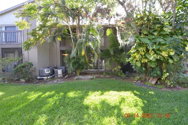 Building Photo - 6324 Newtown Cir