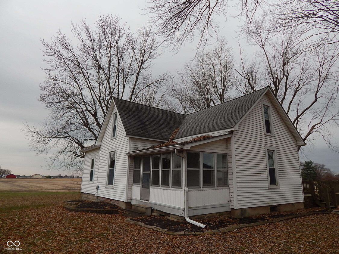 Primary Photo - 1402 S Franklin Rd