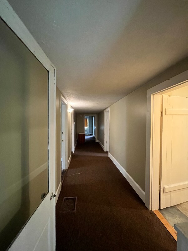 Building Photo - 1357 Park St