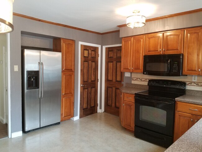 Foto del edificio - 202 N Highland Ave