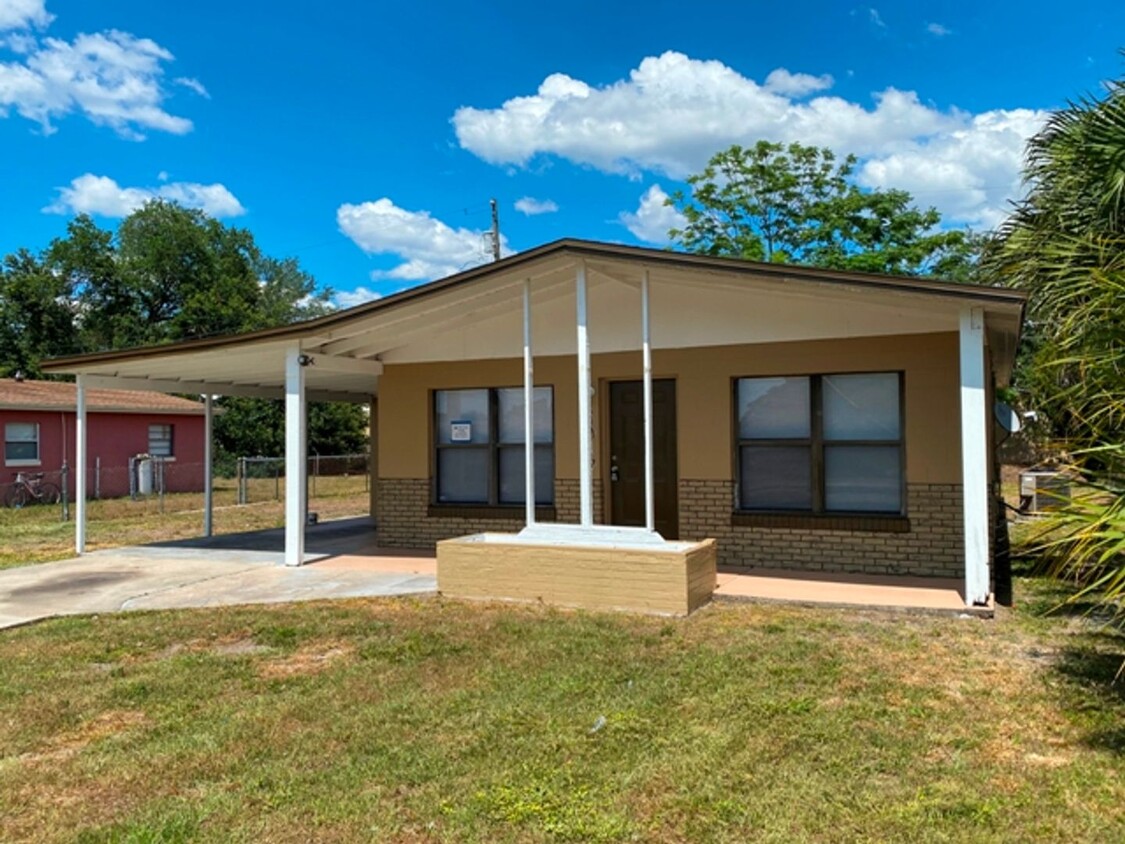 Primary Photo - Lovely 3/2 in Tangelo Park