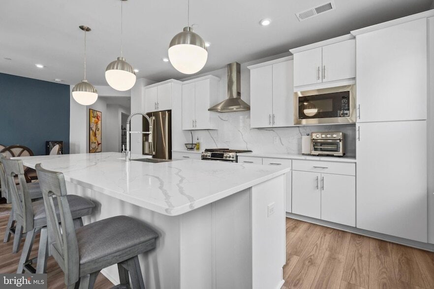 Photo - 3925 Fair Ridge Drive Unit 201