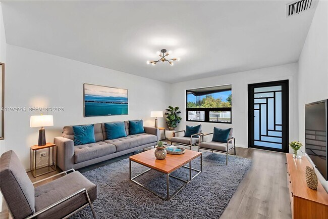 Foto del edificio - 3040 NW 96th St