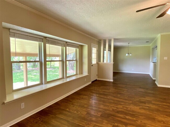 Foto del edificio - 1510 Boffi Cir