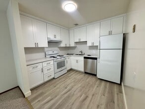 Building Photo - 150 Dolores St