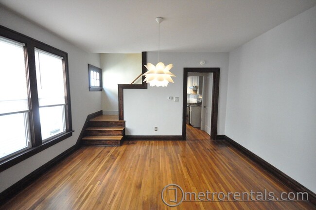 Foto del edificio - 198-200-200 E Hudson St