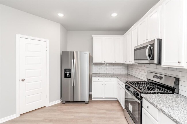 Foto del edificio - 4631 Aurora Glen Dr